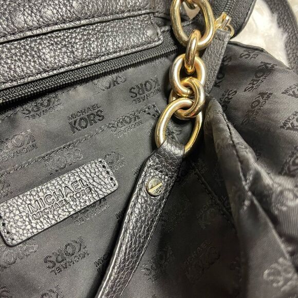 Michael Kors Black Pebbled Leather Zipper Pockets Chain Strap Hobo Shoulder Bag - Picture 12 of 14